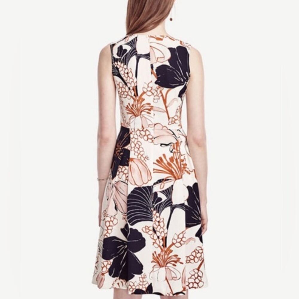 Ann Taylor Blossom Flare Floral Sheath Dress White Blue Pink Sleeveless Dress 6 - Picture 8 of 8